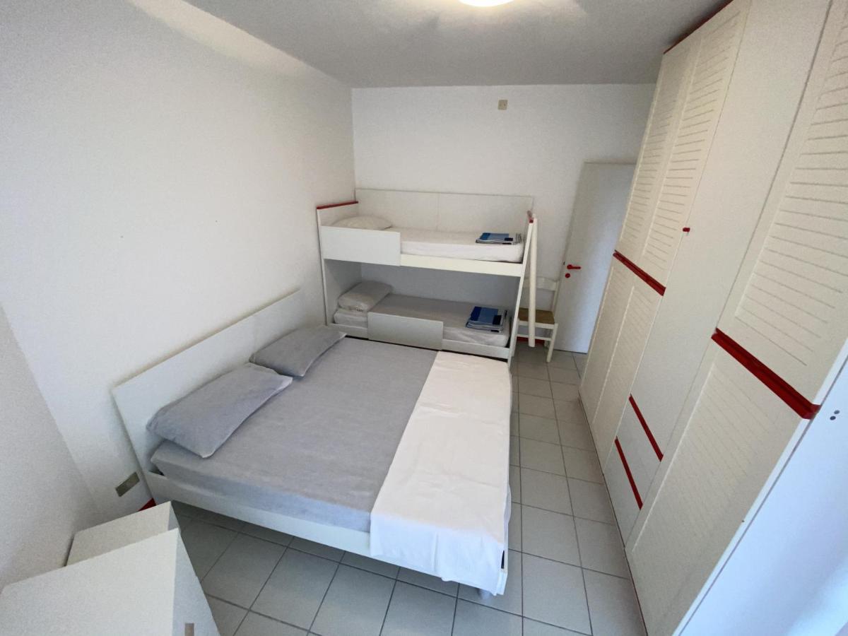 Residence Cristallo - Sabbiadoro Lignano Sabbiadoro Eksteriør bilde