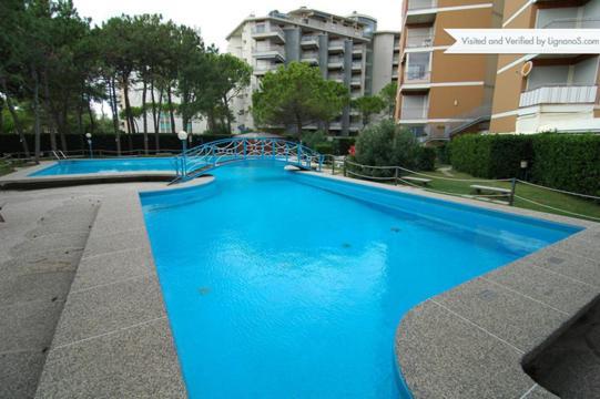 Residence Cristallo - Sabbiadoro Lignano Sabbiadoro Eksteriør bilde